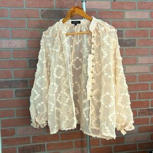 Beulah Style sheer detailed blouse